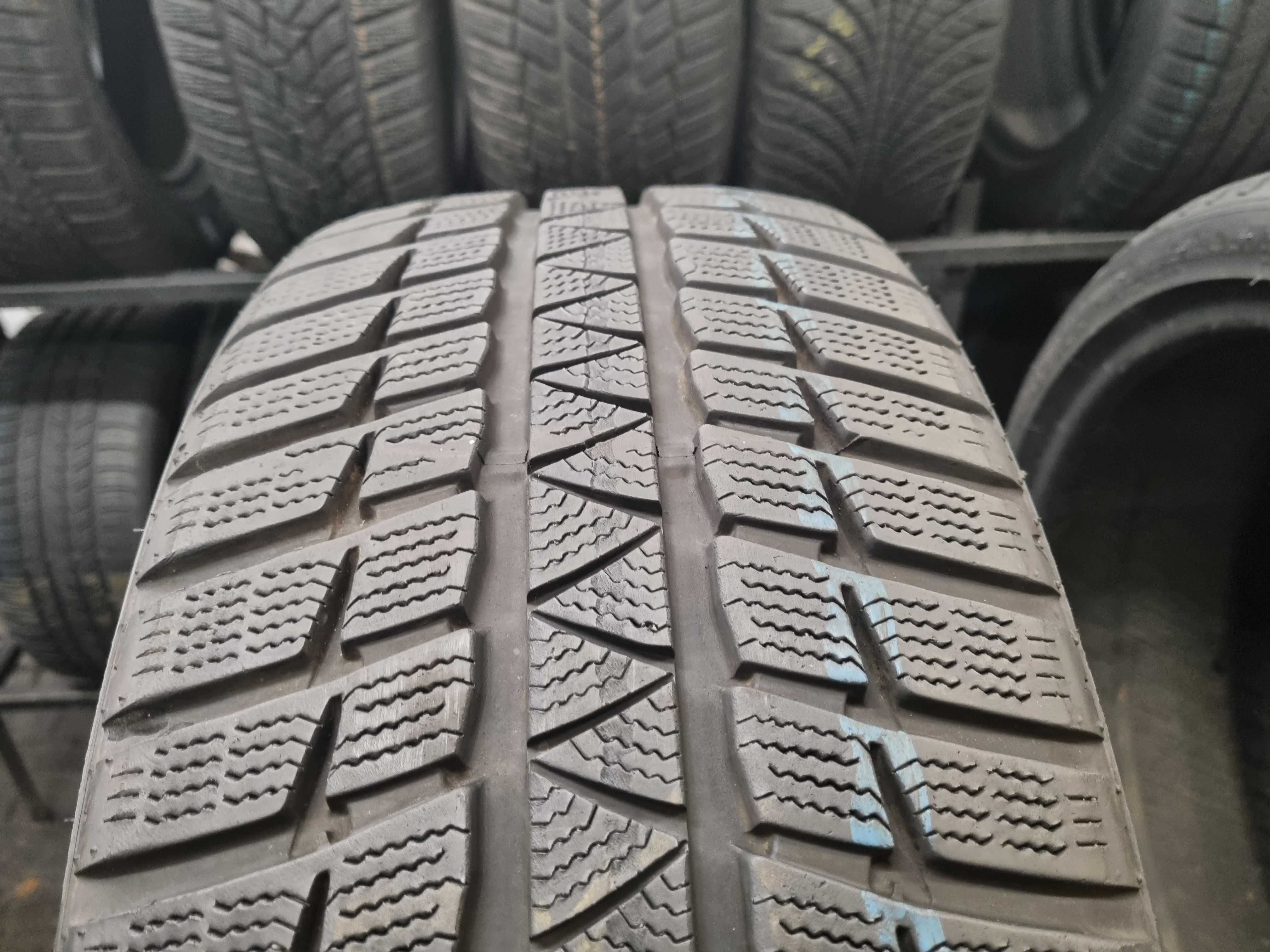225/40/18 92V Falken Eurowinter HS 449 Dot.2116R