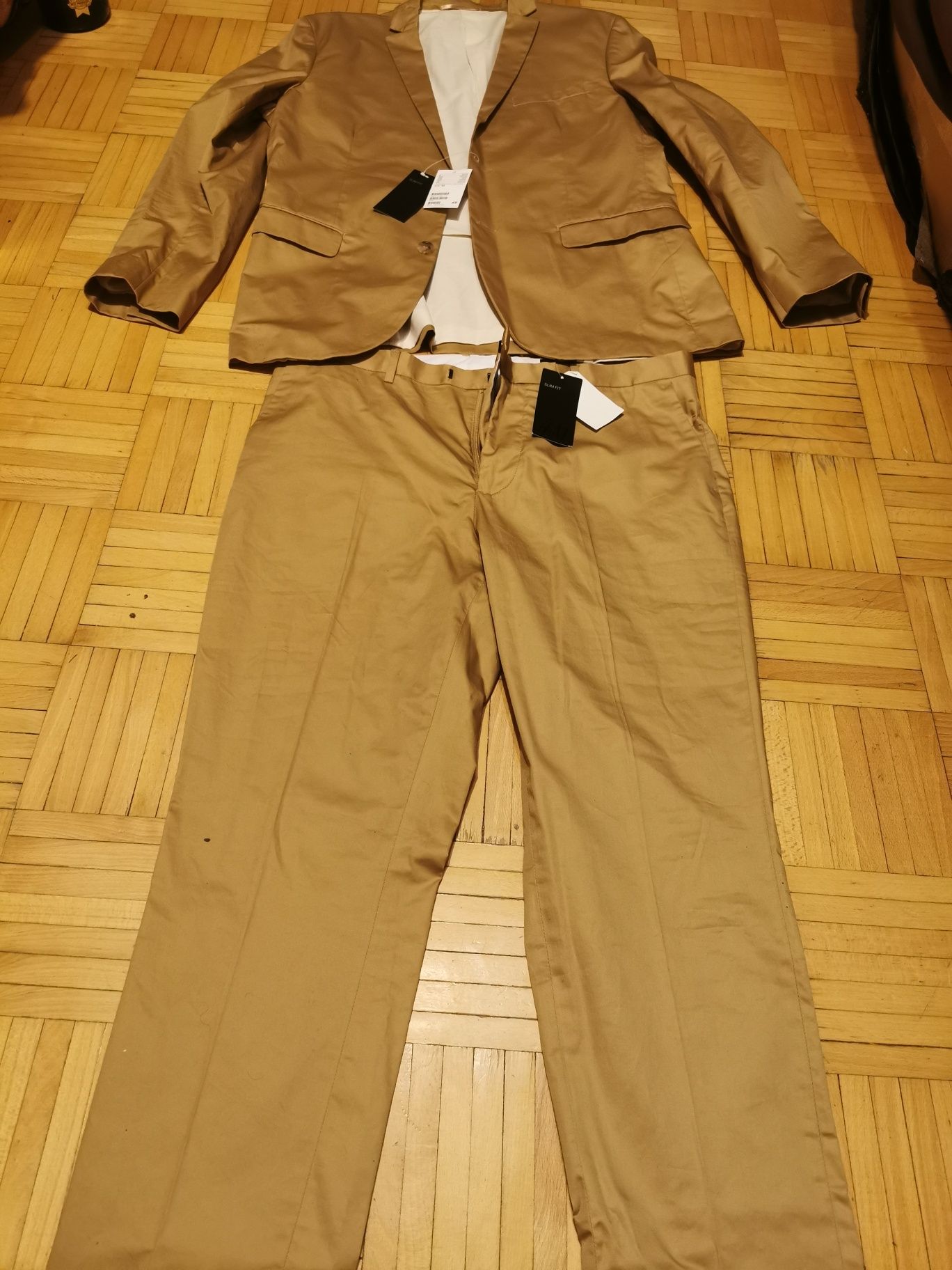 Nowy elegencki zestaw Garnitur Złoty Slim Fit Vistula 52