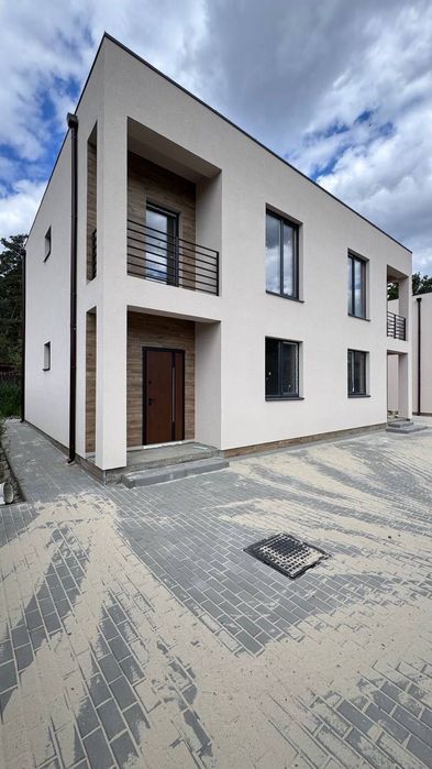 Акція! Дуплекс у Бучі -85000$. Газ, балкон, тераса, власний дворик.