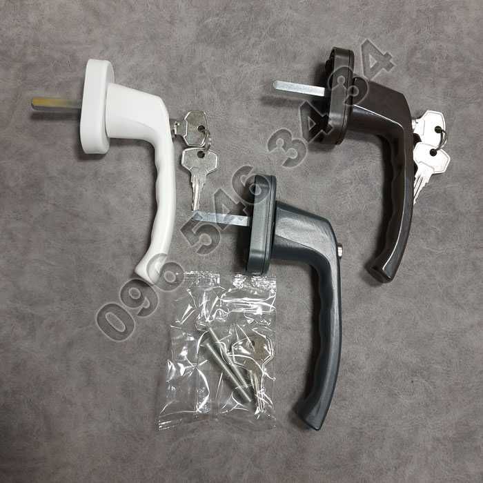 Ручки віконні "Антидитинка" із замком та ключами