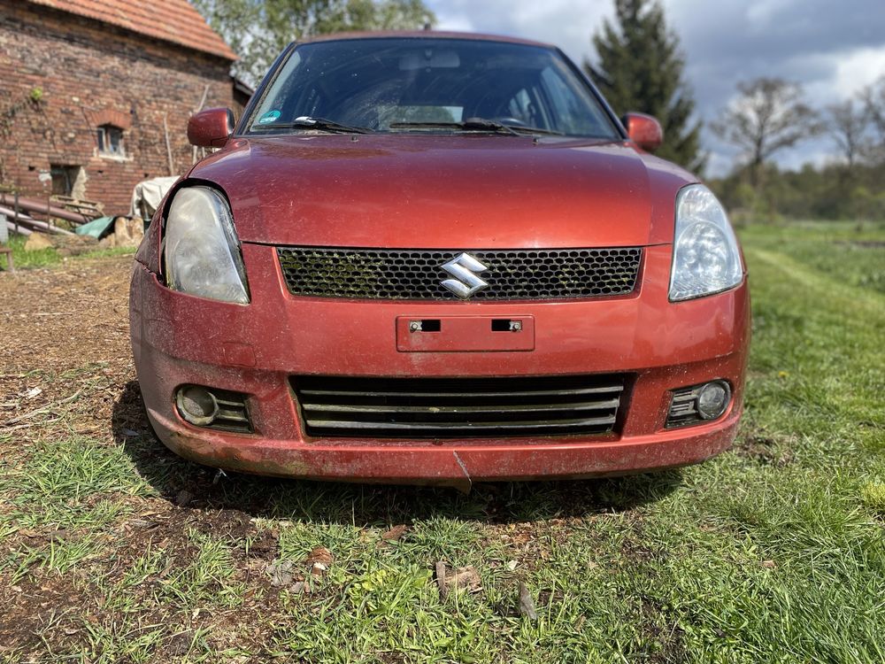 Suzuki swift mk6 1.3 бензин капот з Німеччини