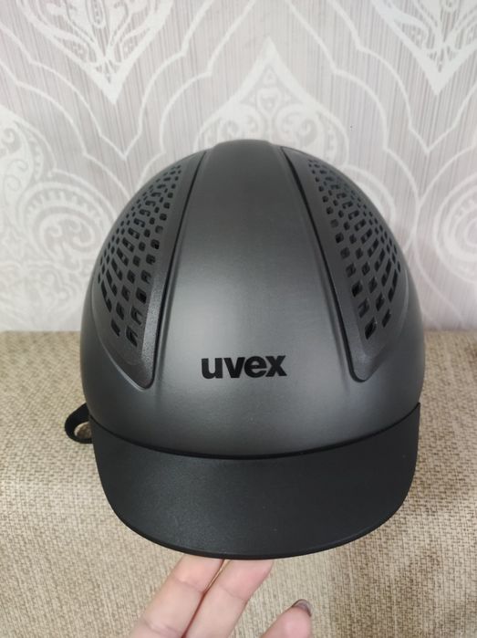 Шолом для верхової їзди Uvex Unisex exxential II MIPS