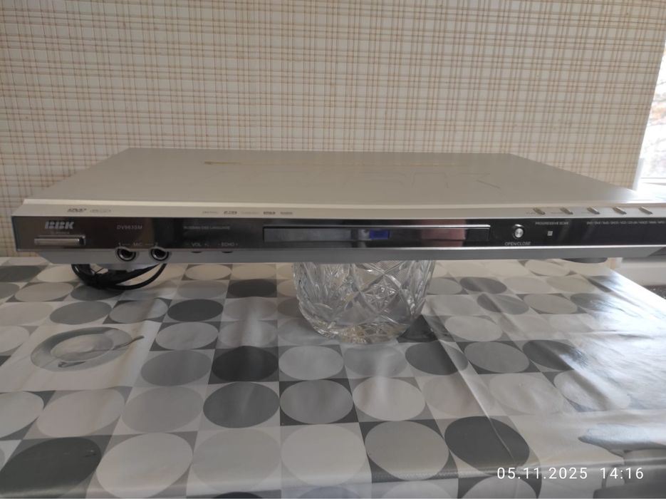 DVD плєєр BBK DV963SM