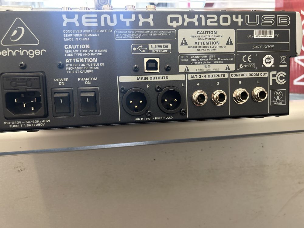 Behringer Xenyx QX1204USB/nowy