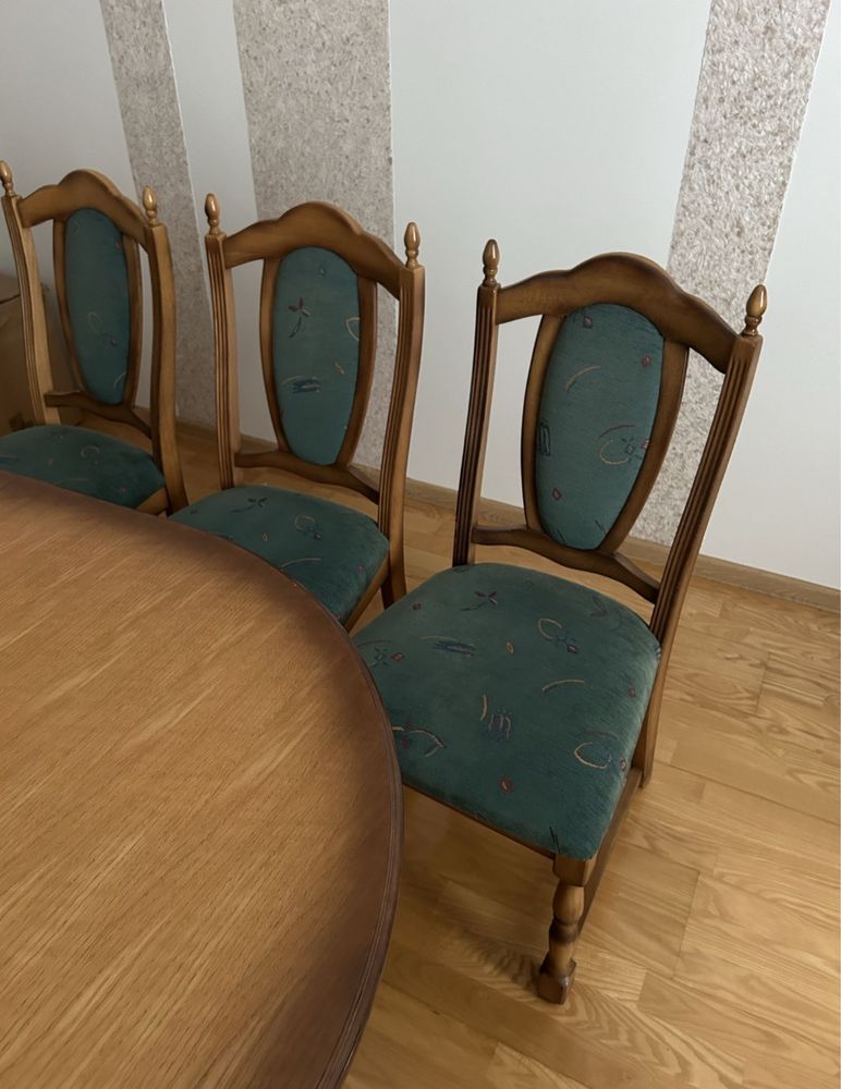 Zestaw polskich drewnianych mebli do salonu