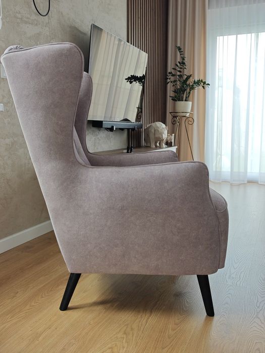 Fotel uszak, brudny róż, superodporna tkanina NIEUŻYWANY