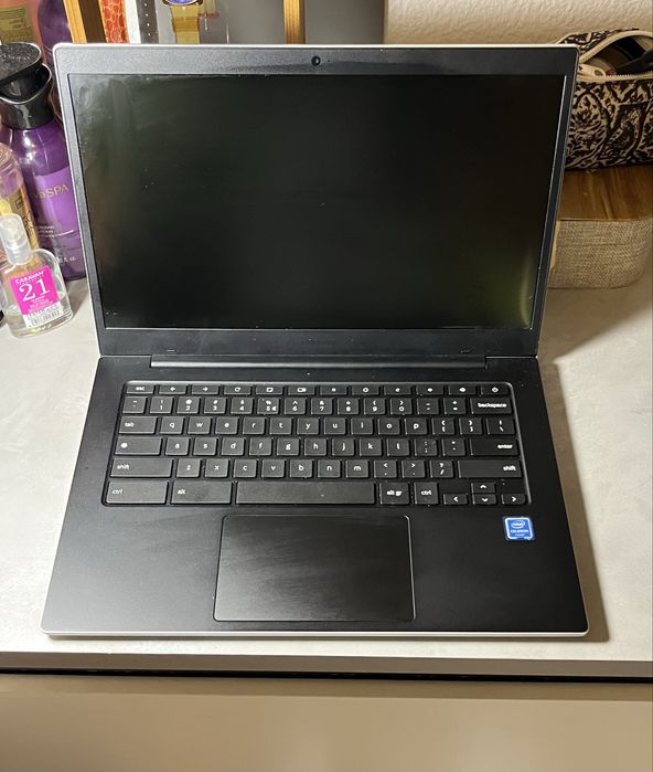 Samsung Galaxy Chromebook Go Celeron