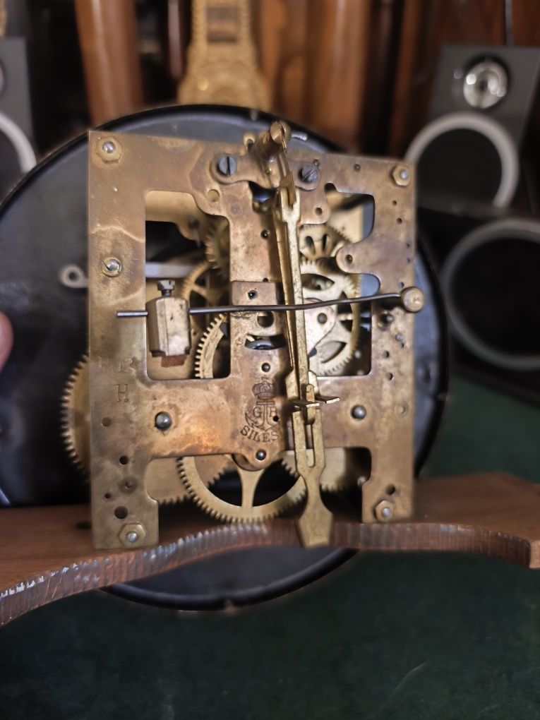 Mechanizm zegara Gustav Becker