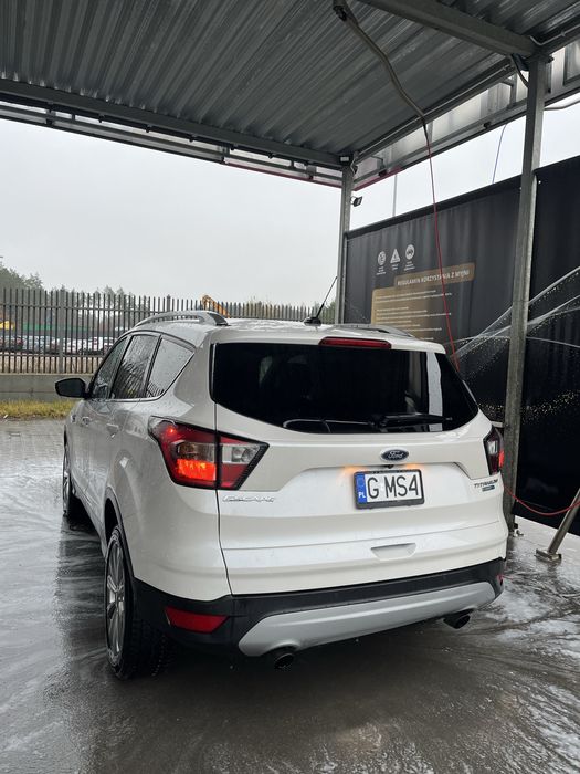 Ford kuga titanium 4x4 2.0