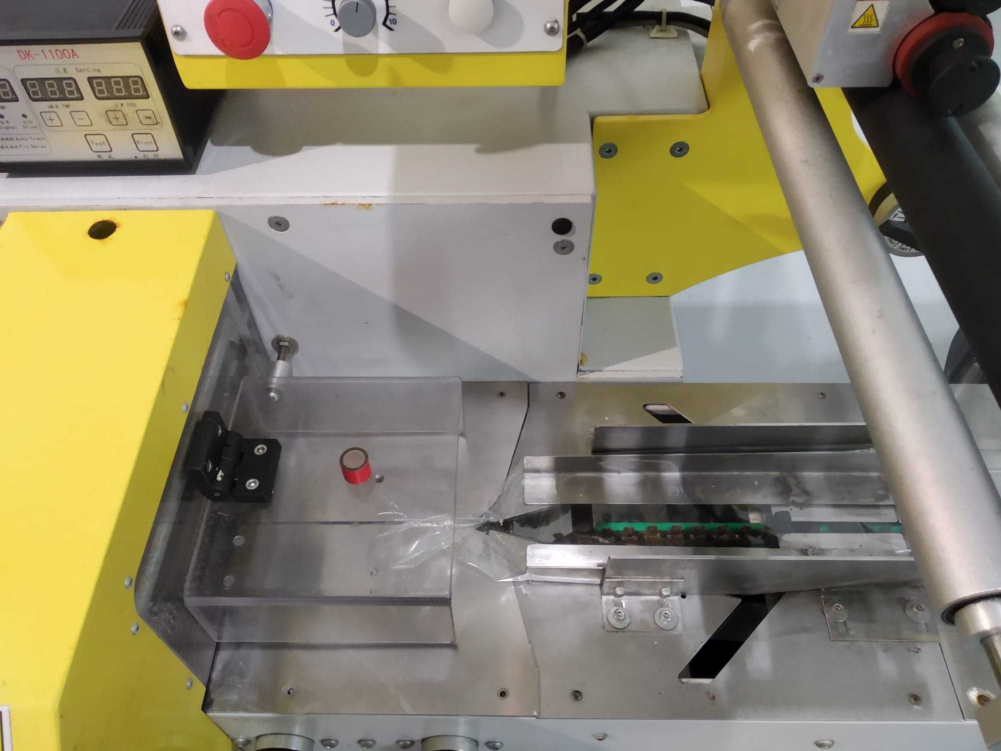 Maquina de selar horizontal - com impressora e detetor fotoelétrico