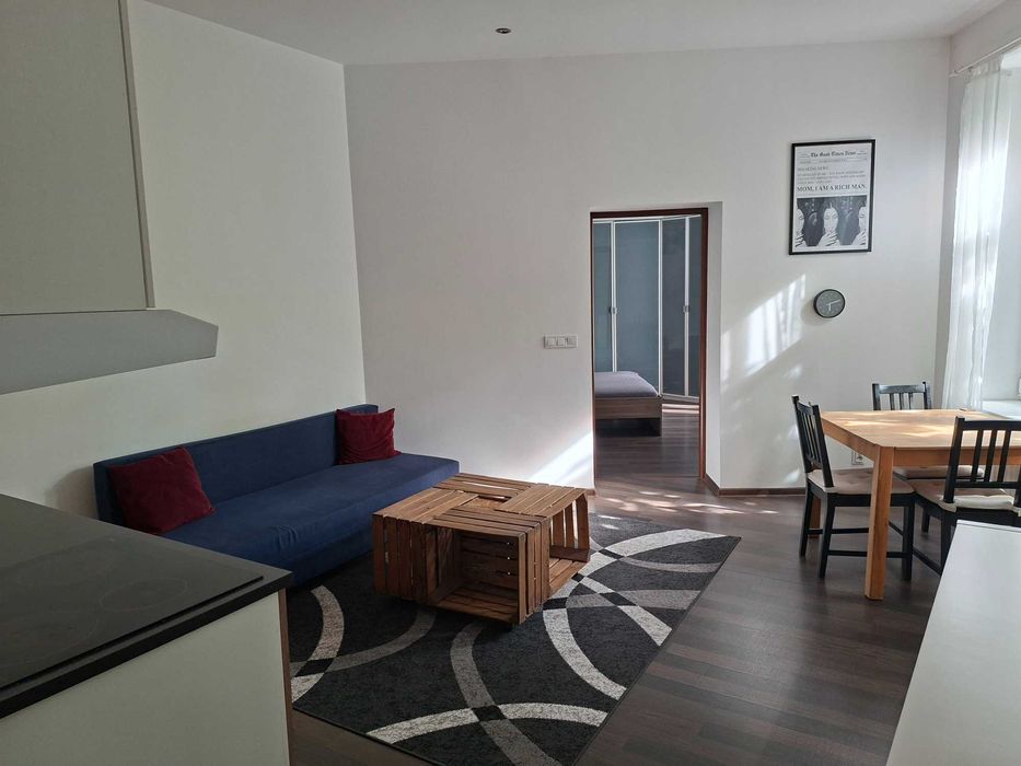 Wynajmę mieszkanie 2-POKOJOWE 45m2 w centrum Katowic-ul. Słowackiego