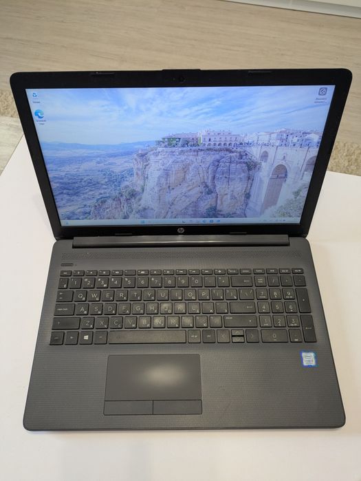 Ноутбук HP 250 G7