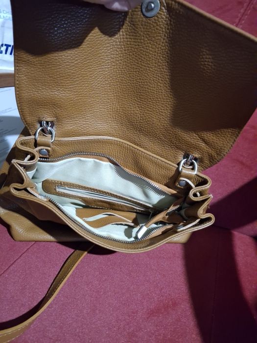 Torebkę damską LOCCATI w idealnym stanie sprzedam.