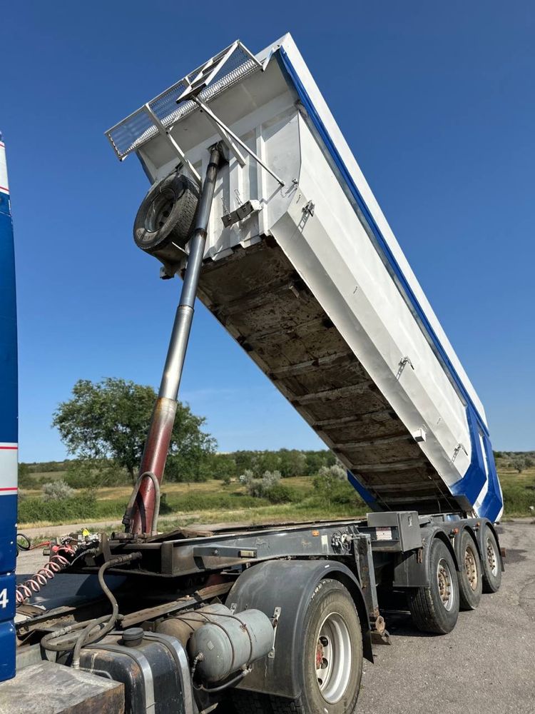 Комплект daf 95xf полуприцеп zorzi