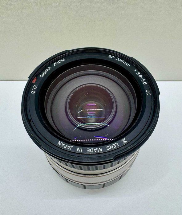 Oб'єктив Sigma AF Zoom 28-200mm f/3.8-5.6.