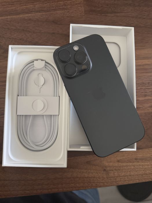 Iphone 16 Pro  cinza