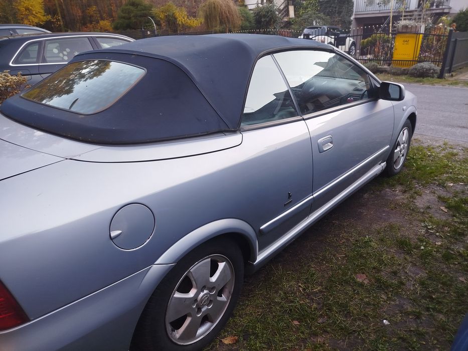 Sprzedam Opel Astra Cabrio
