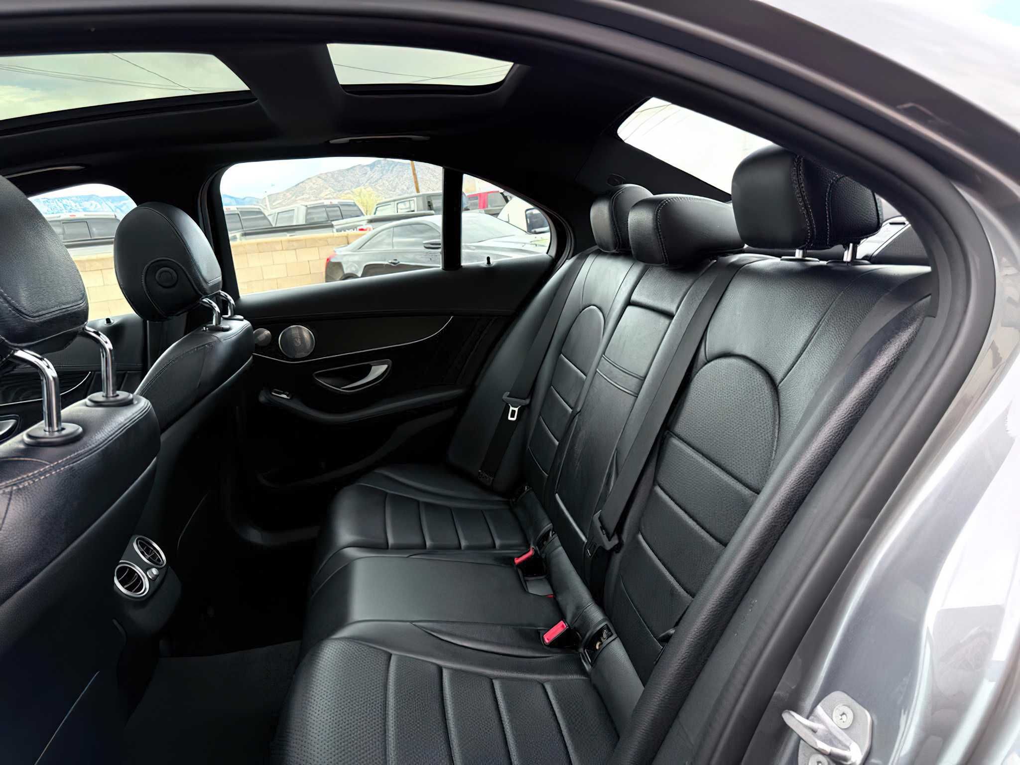 Mercedes-Benz C-Class C 300 2017