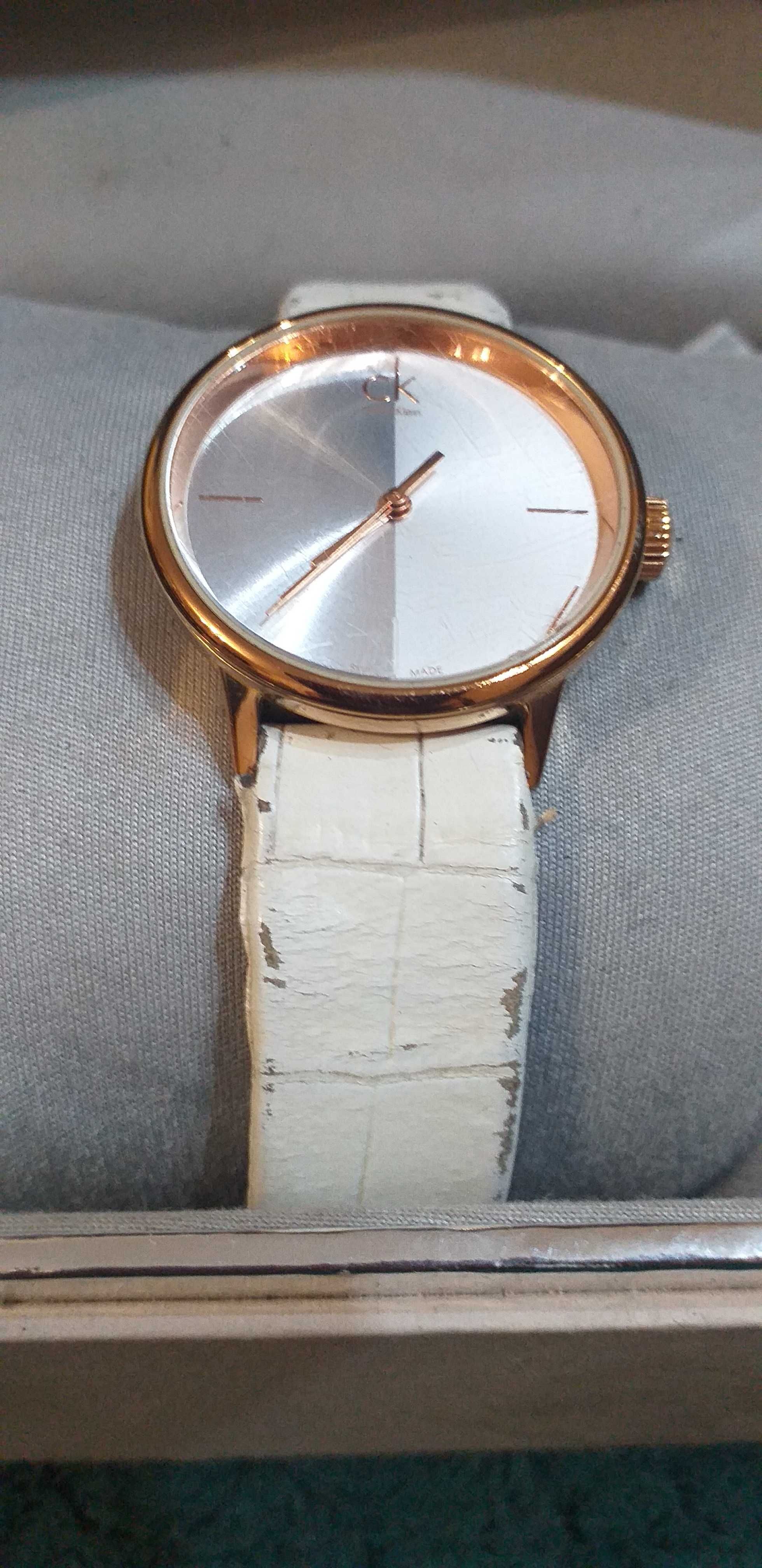 Zegarek damski .