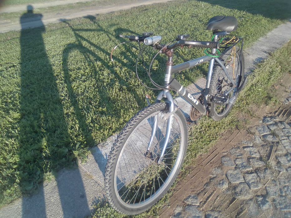 Vendo bicicleta no estado em que se encontra