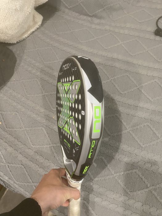 Raquete de padel Agustin Tapia 2023