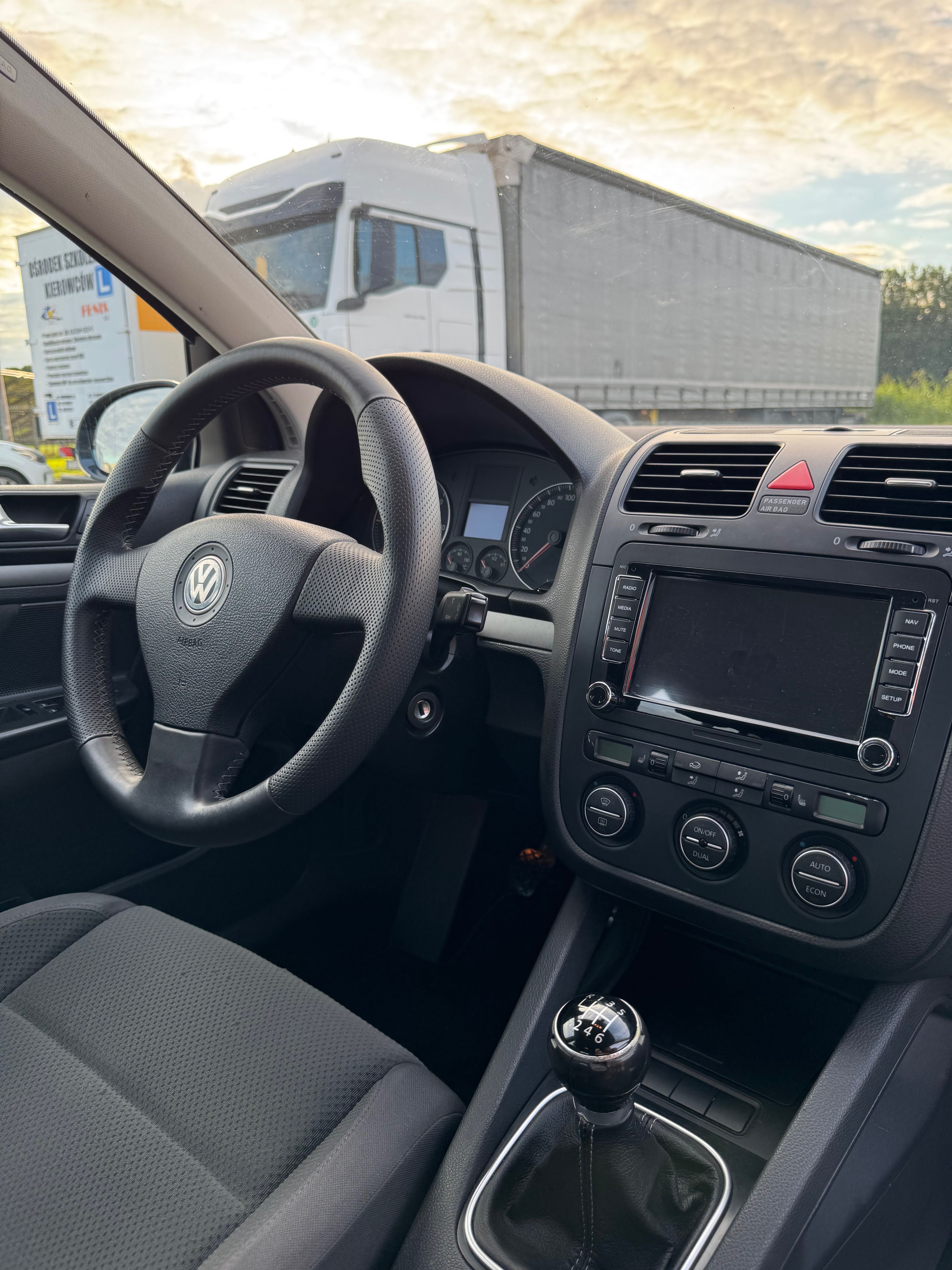 Volkswagen Golf V 1.9 TDI
