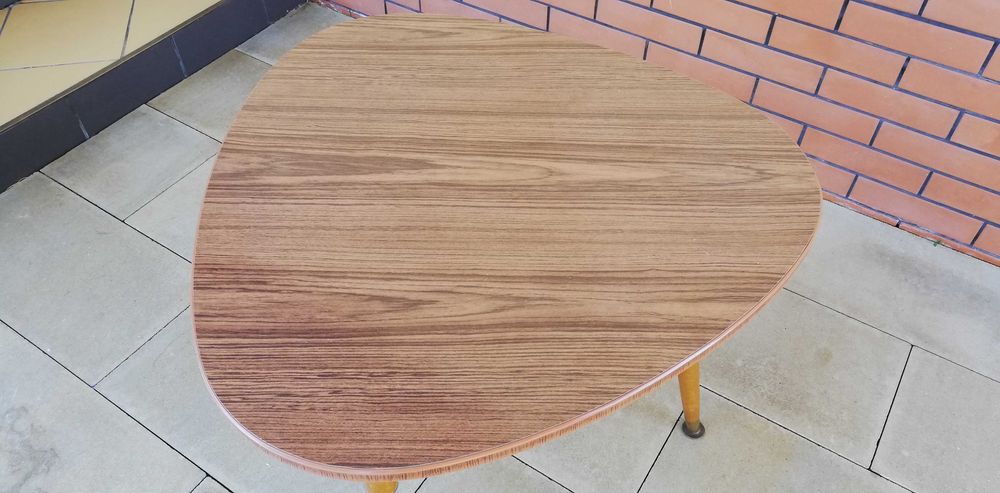 Stolik PRL patyczak kawowy art deco ława z półką trójkątny