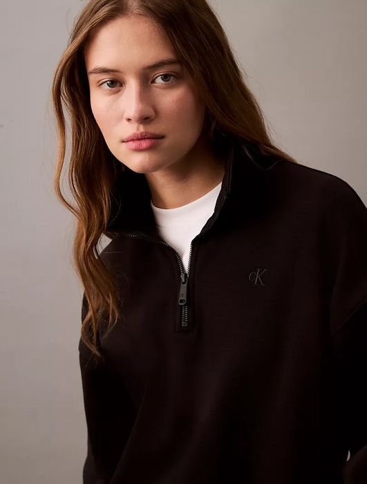 Calvin Klein • чорна кофта з замком на горлі • майже нова