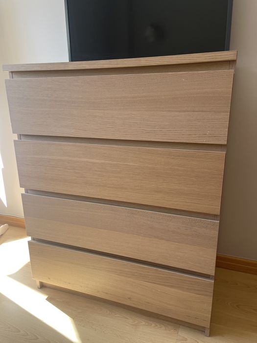 RESERVADO | Comoda Ikea Malm chapa de carvalho 4 gavetas