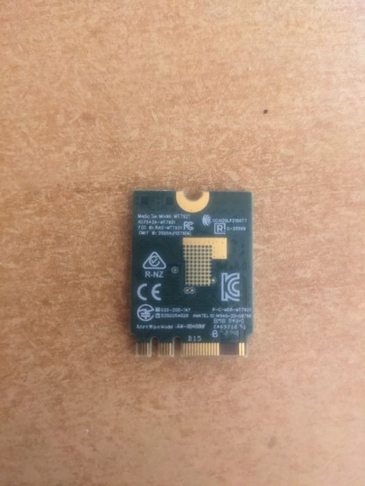 MediaTek MT7921, WiFi + Bluetooth модуль