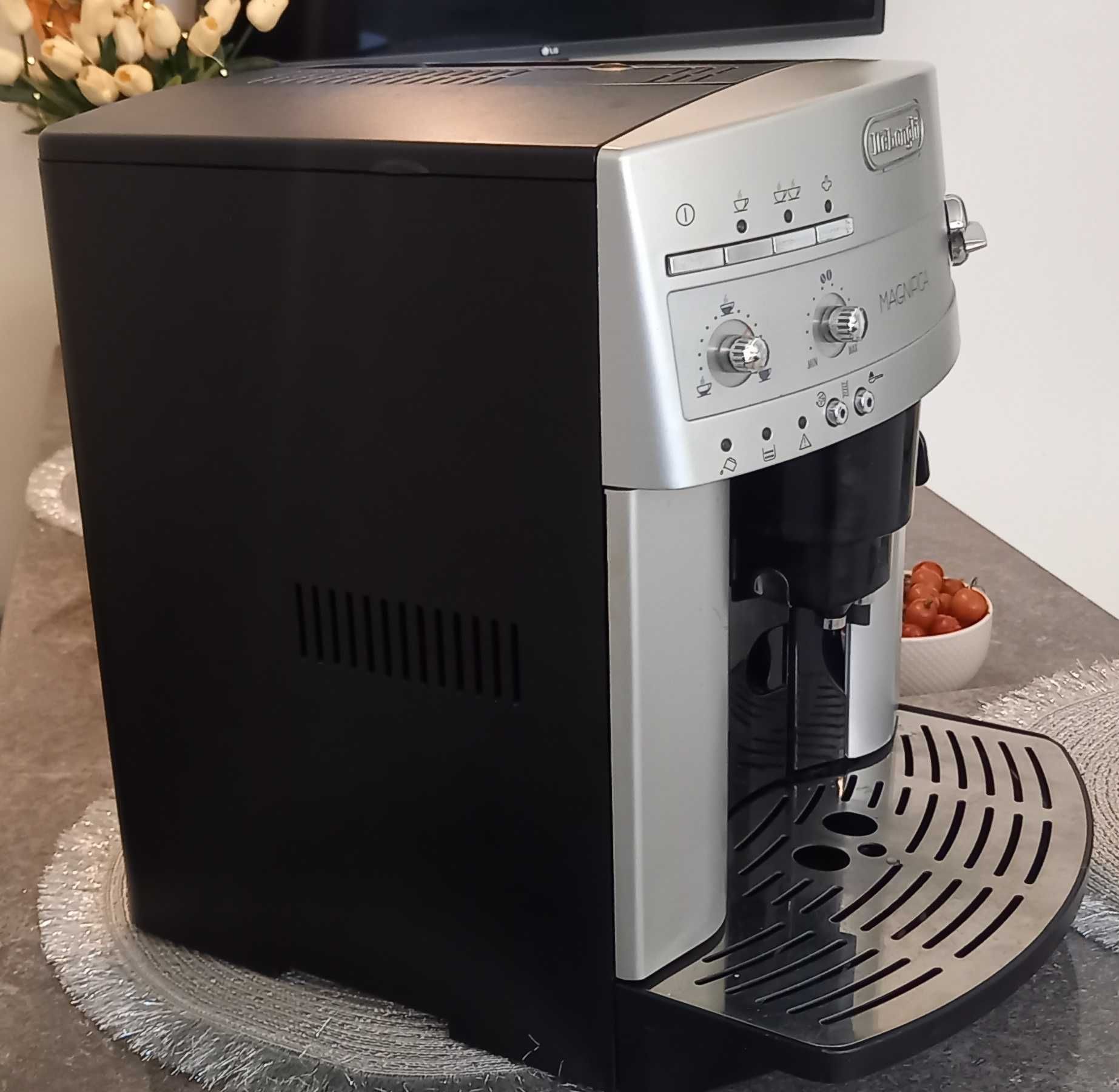 Automatyczny Ekspres do kawy Delonghi Magnifica 3200 S