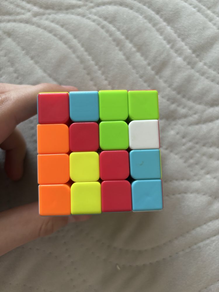 Продам кубик рубика 4на4 фирмы QiYi Cube