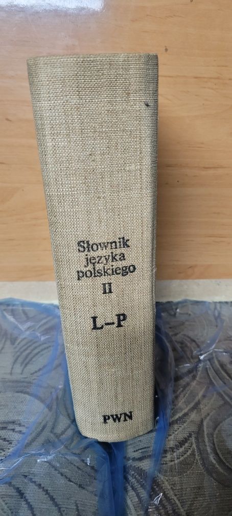 Słownik języka polskiego II L-P 1988 rok