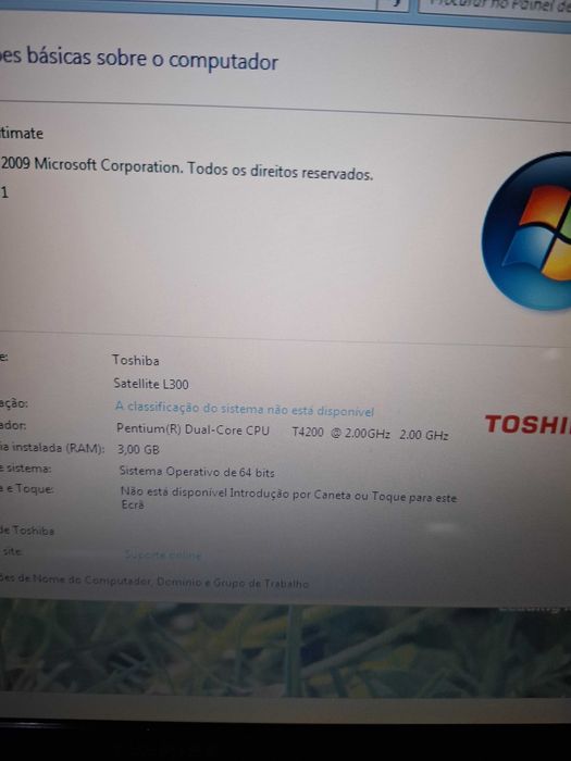 Toshiba L350 17" Ecrâ Grande Windows 7 3GbRam disco 250gb