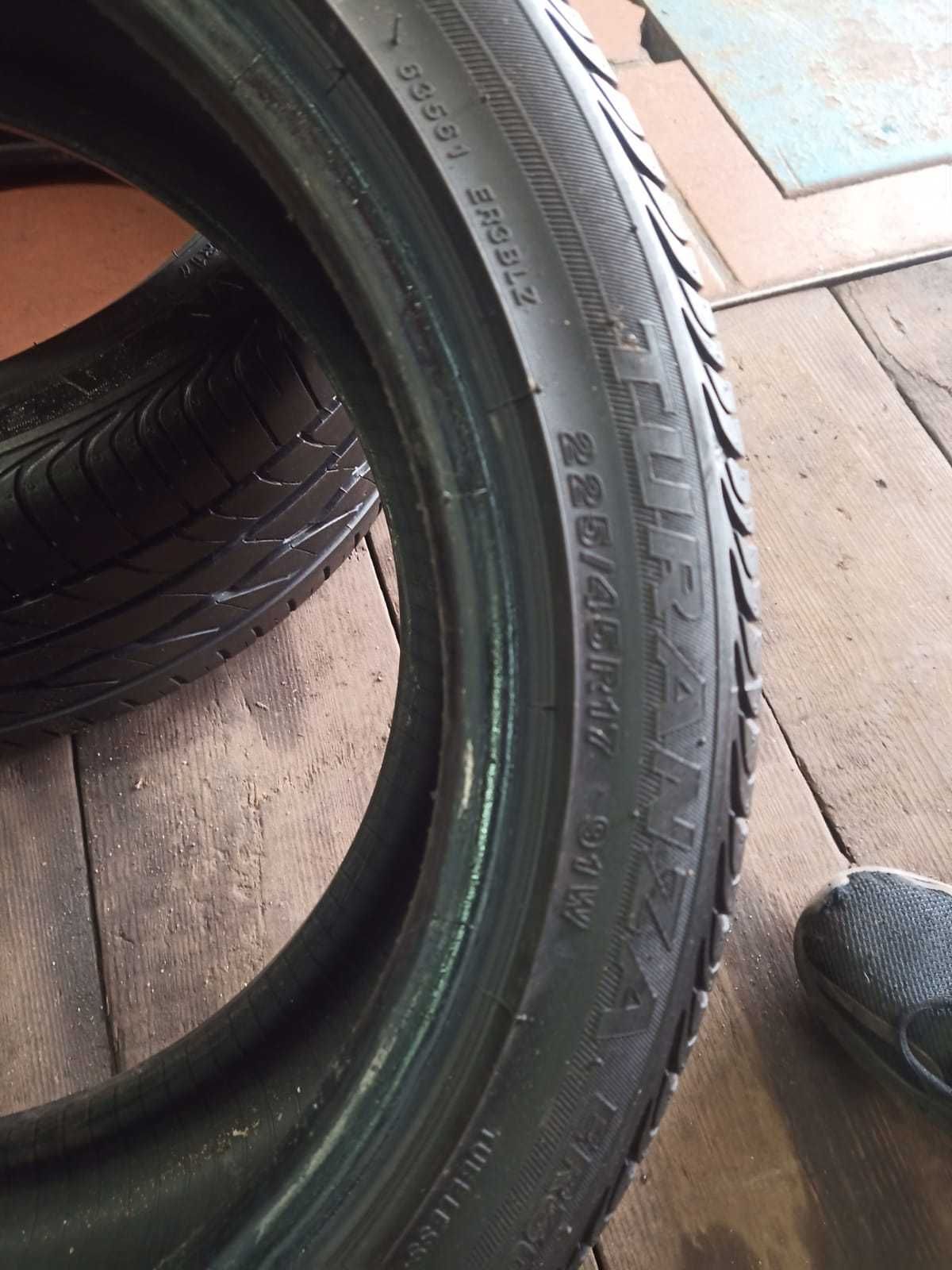 Opony używane 225/45r17 Bridgestone