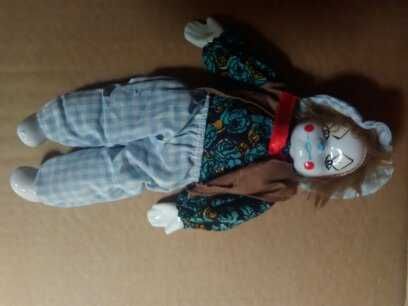 Bonecas de porcelada