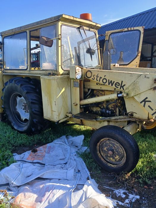 Ostrówek k 162 koparko ładowarka