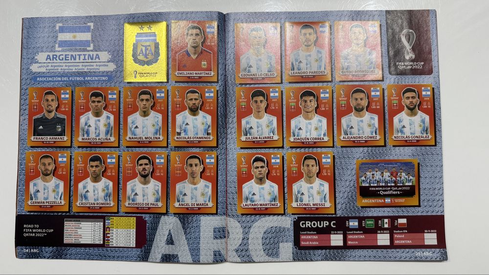 Album Panini Qatar 2022 mistrzostwa swiata kompletny