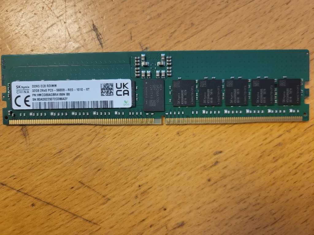 Pamięć RAM 32GB Hynix ECC REGISTERED DDR5 RDIMM 2Rx8 5600MHz 4 szt.