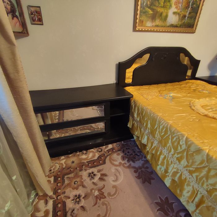 Продам спальний гарнітур