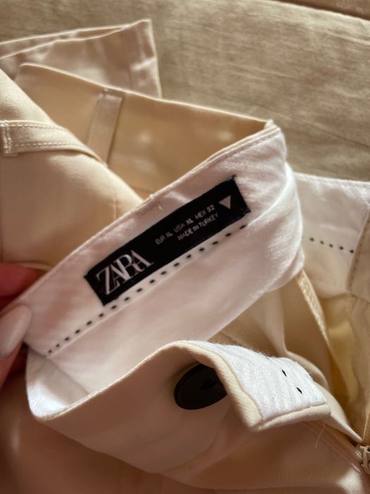 Calças de fato creme NOVAS - tam. XL - Zara