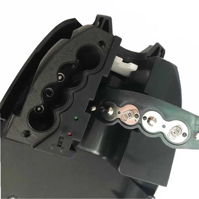 Bezdotykowy automatyczny dozownik