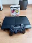 Konsola PlayStation 3 SuperSlim z padem i grą FIFA