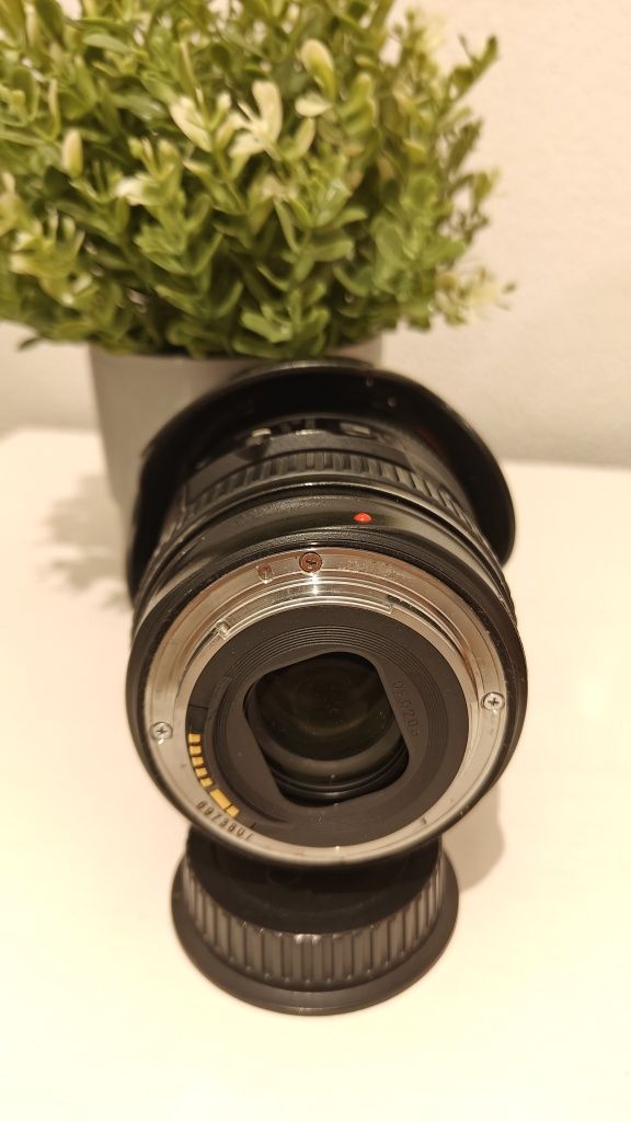 Objetiva Canon EF 24-105, serie L