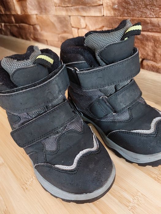 Ботинки зимние размер 28