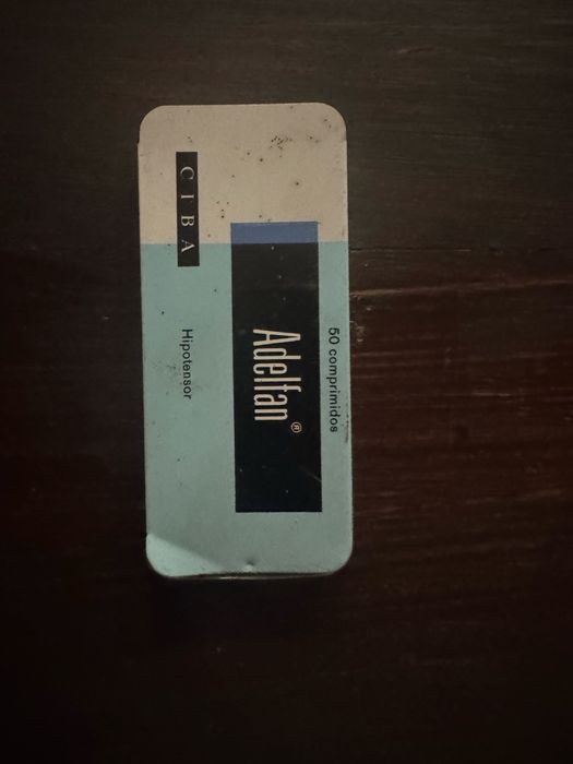 Caixa de Comprimidos antiga  adelfan ciba