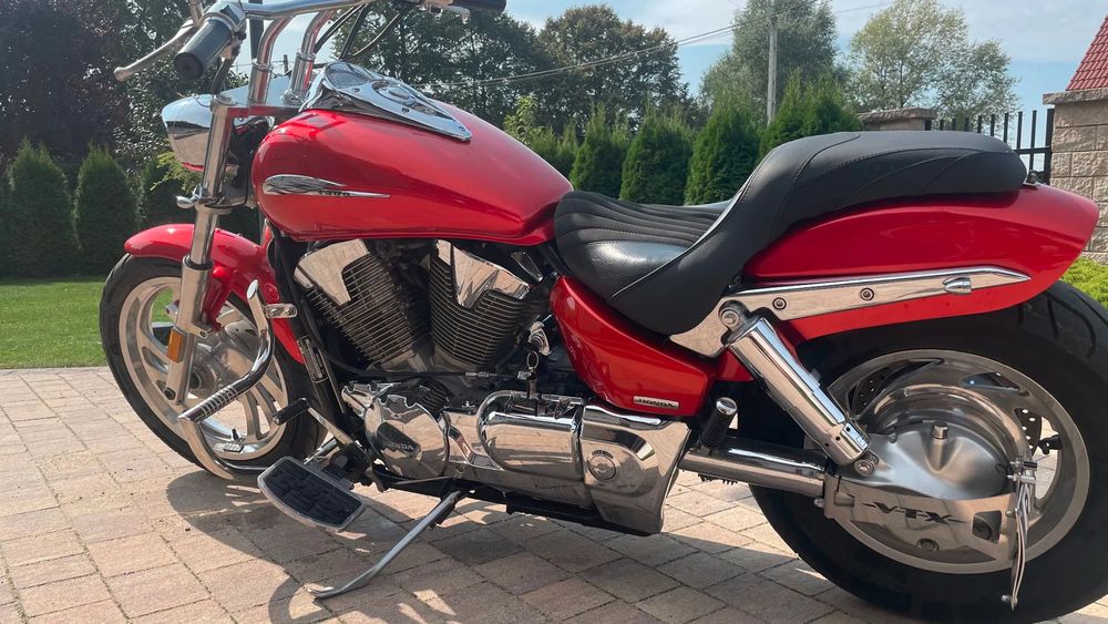 Honda VTX Honda VTX + podnośnik + Luhmi polishing kit