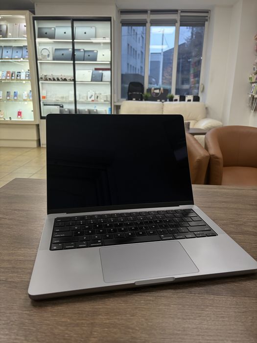 MacBook Pro 14" 2021 M1 Pro 16gb/512ssd