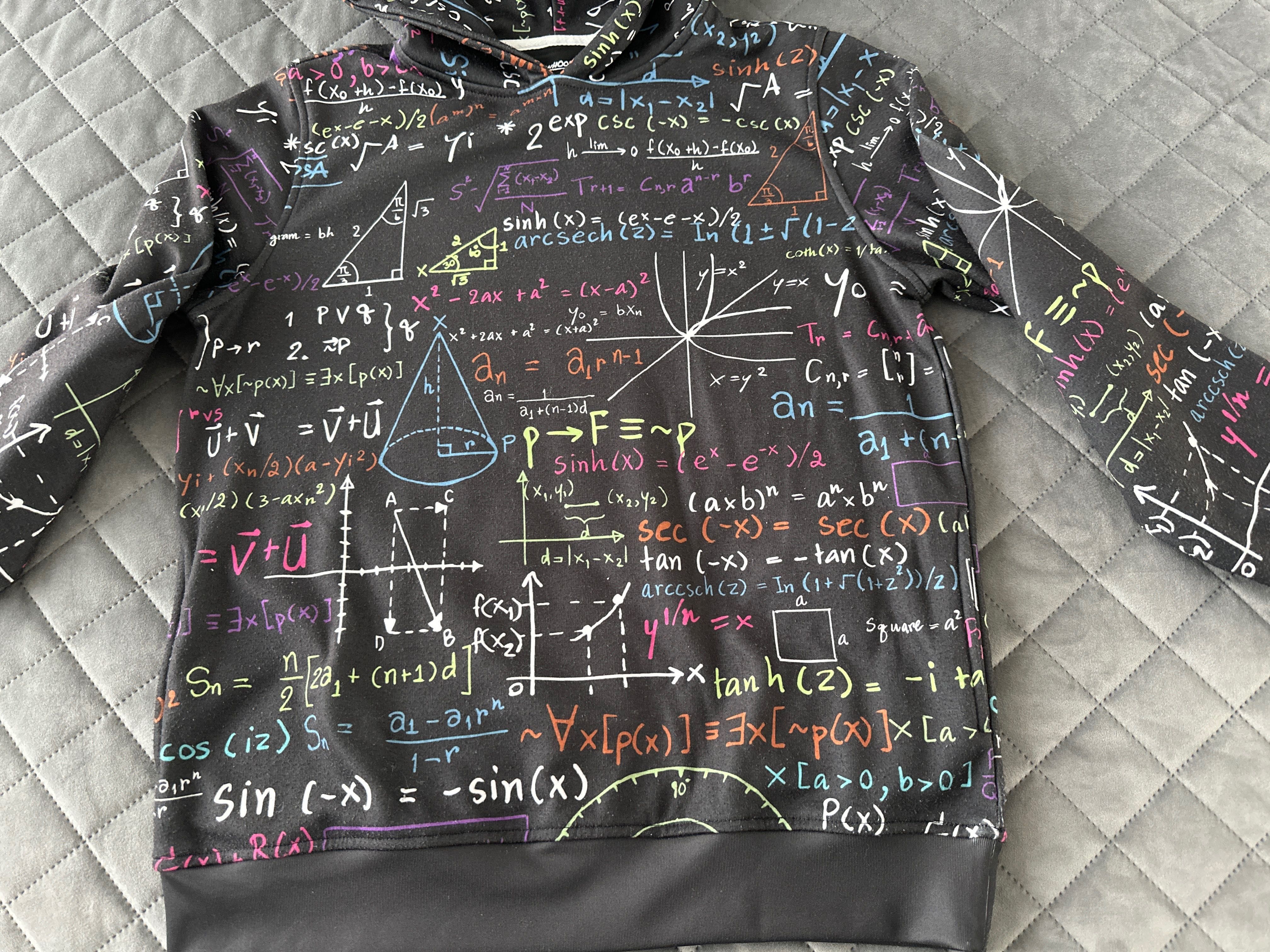Bluza matematyczna, rozmiar 152 cm.