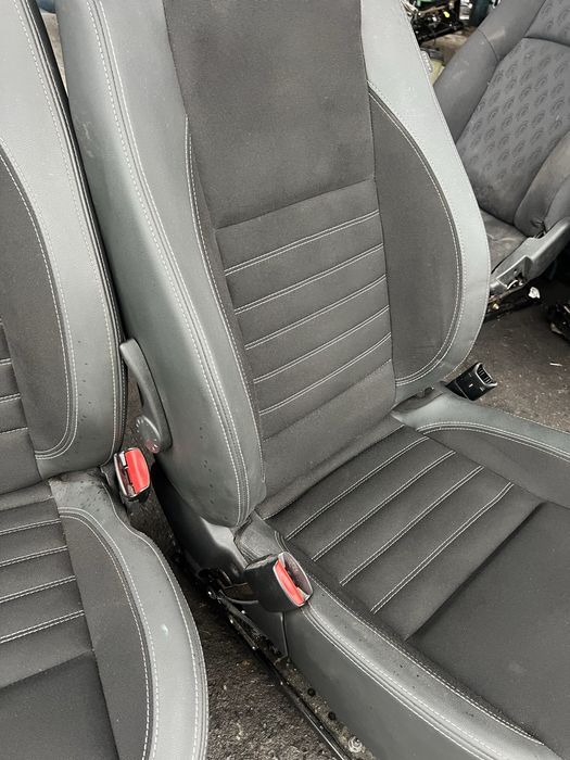 Продам сиденья рено лагуна 3 оригинал